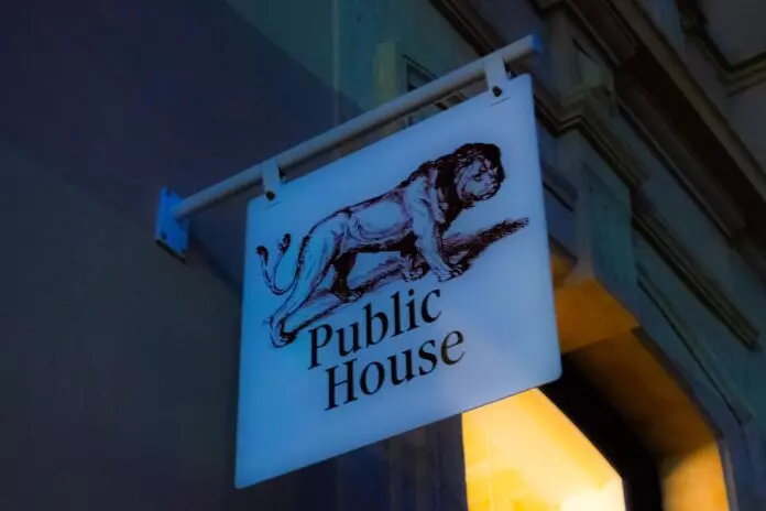 Public House verändert sein Konzept und bietet nun eine flexiblere Speisekarte an