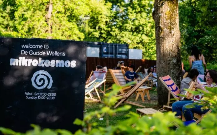Mikrokosmos eröffnet wieder mit sommerlicher Atmosphäre und neuen kulinarischen Angeboten