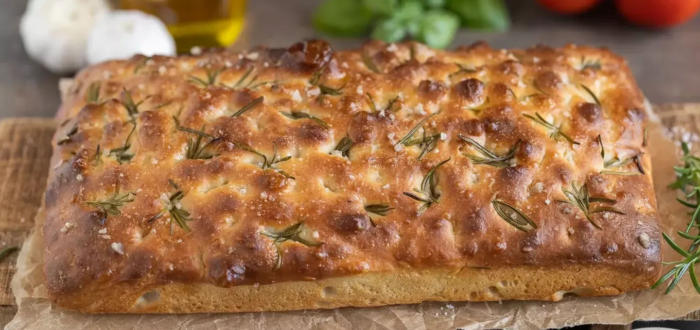 Focaccia ohne Kneten: Eine knusprige Freude