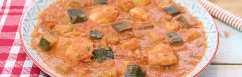 Cremige Dreifach-Tomaten-Hühnersuppe aus dem Schongarer