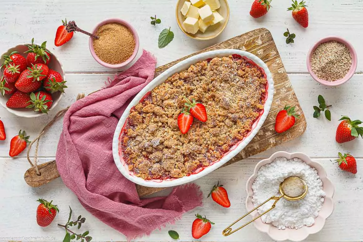 Erdbeer-Crumble: Ein leichtes Dessert für jede Jahreszeit
