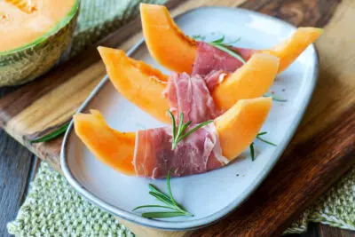 Melone mit Schinken: Ein zeitloser italienischer Genuss