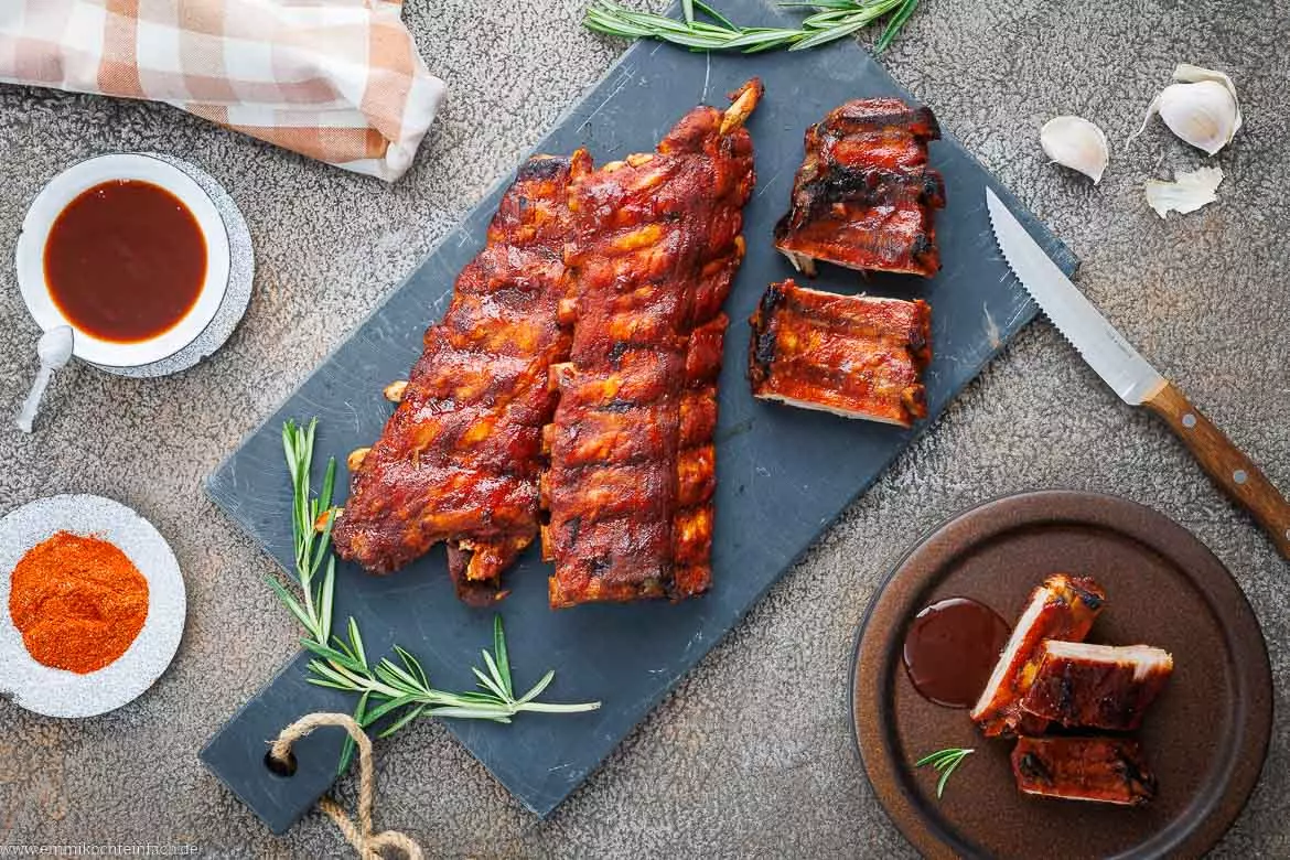 Zarte und saftige Spareribs aus dem Ofenmeisterwerk