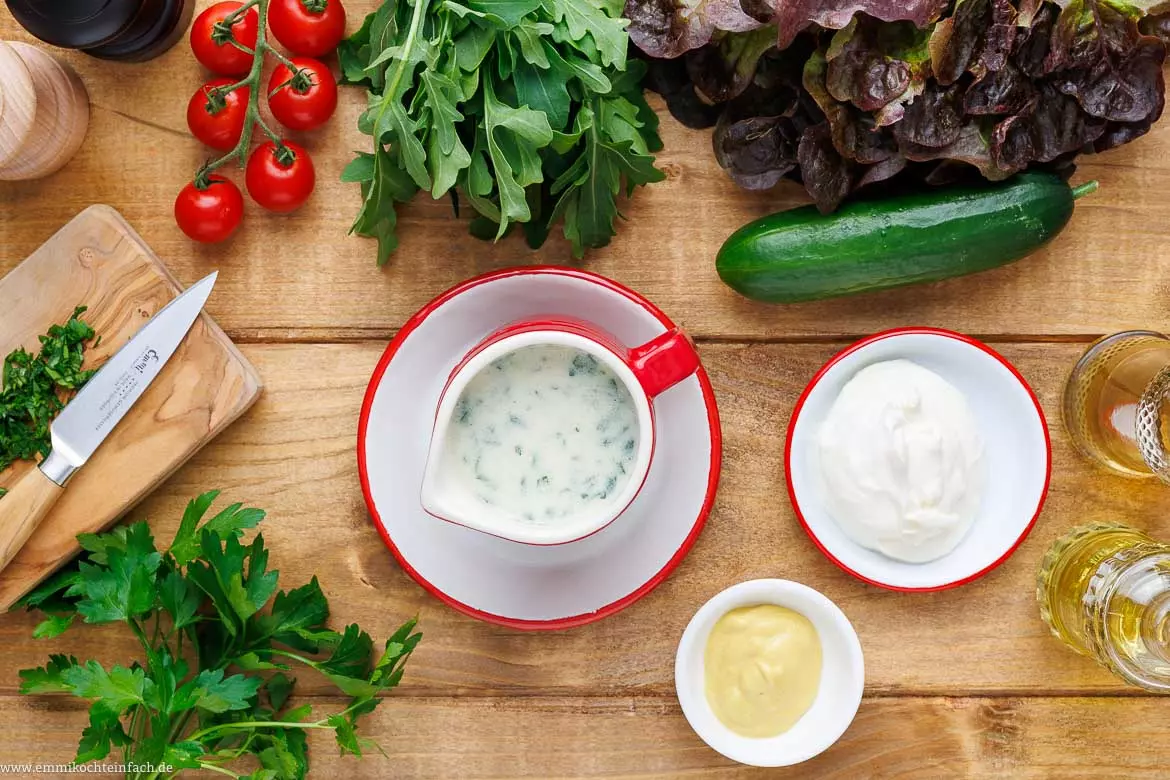 Selbstgemachtes French Dressing: Cremig-würzig und vielseitig