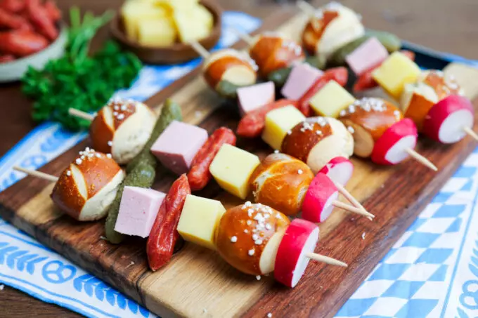 Gaumenfreuden am Spieß: Das perfekte Oktoberfest-Rezept für Zuhause